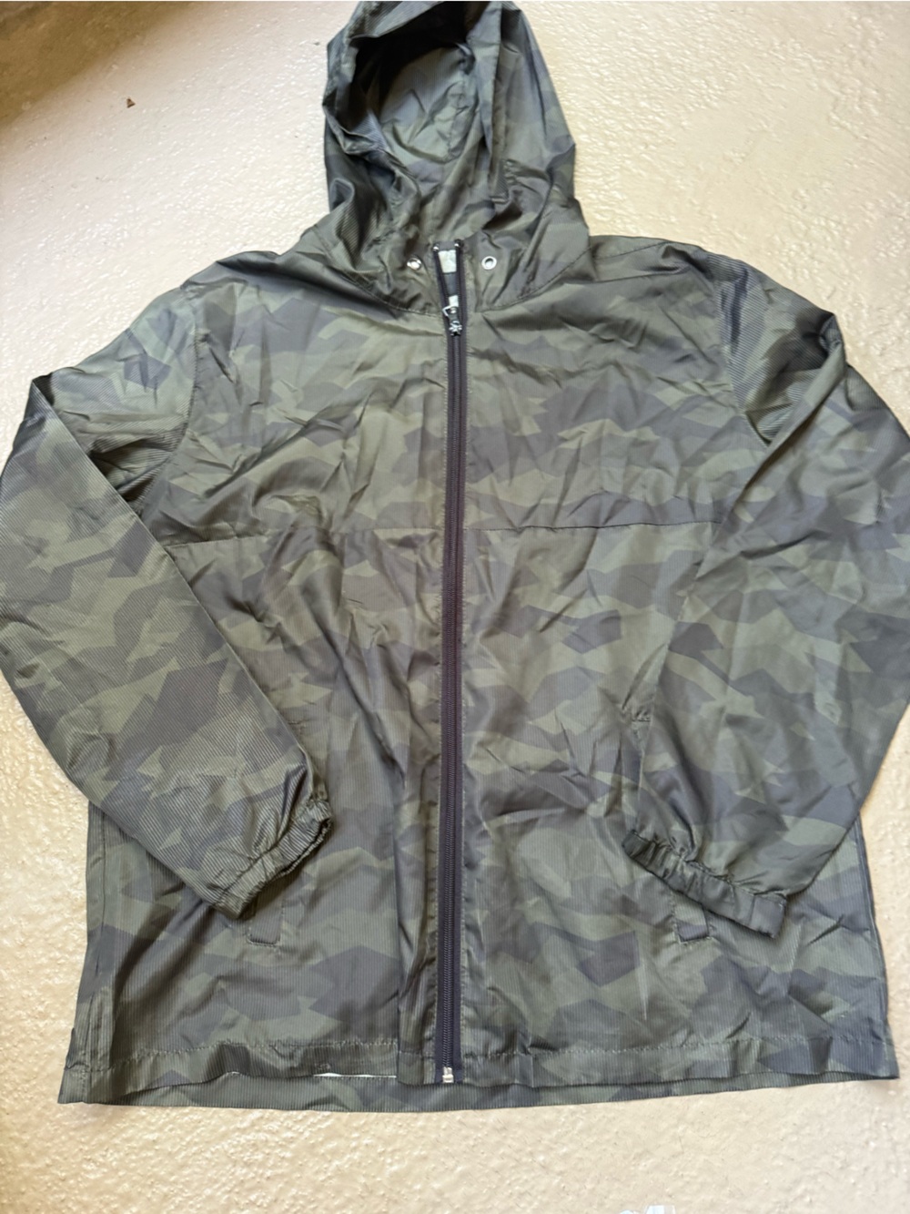 Men's Hooded Camouflage Raincoat - Olive Green